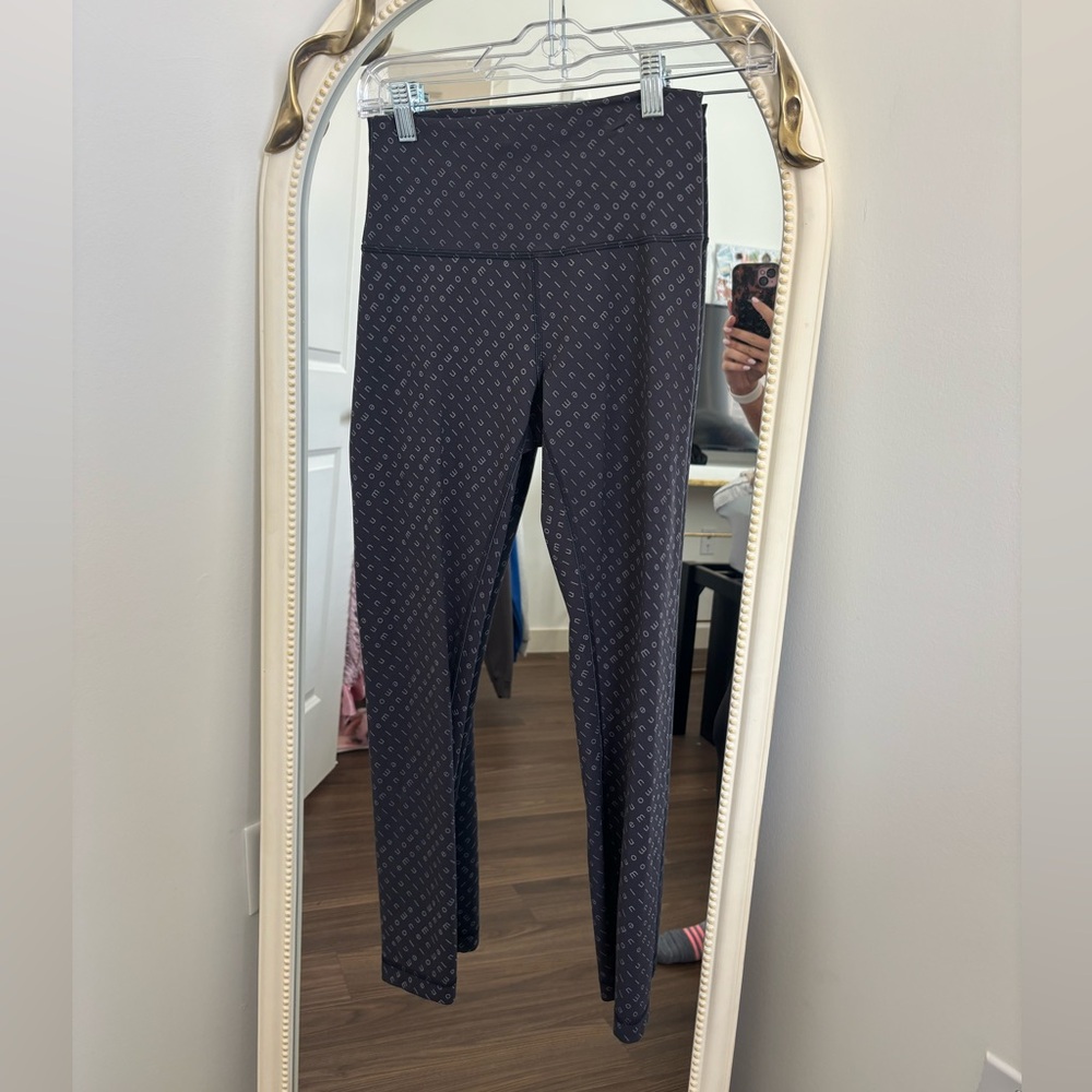 Lululemon Wunder Train Mirrorify Black Multi Logo Leggings - size 6 25”